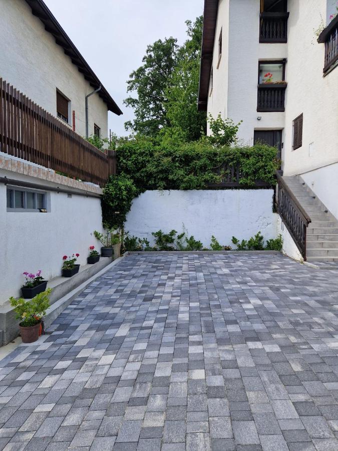 Hill Apartman - Maksimir Rebro Загреб Екстер'єр фото