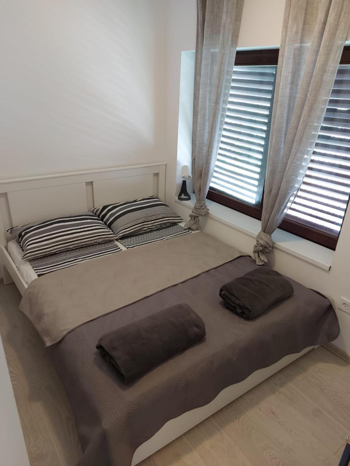 Hill Apartman - Maksimir Rebro Загреб Номер фото